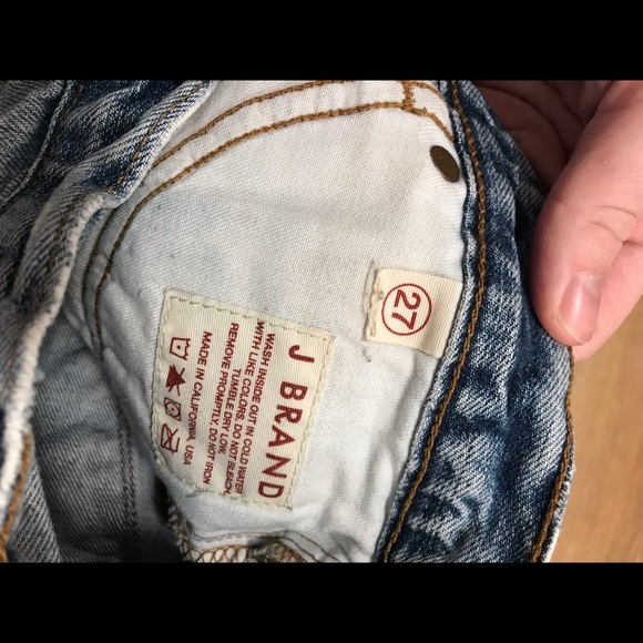 J Brand Cut Off Short - Picture 3 of 4